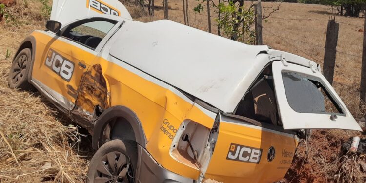 Acidente na MG-050 em Formiga deixa motorista ferido