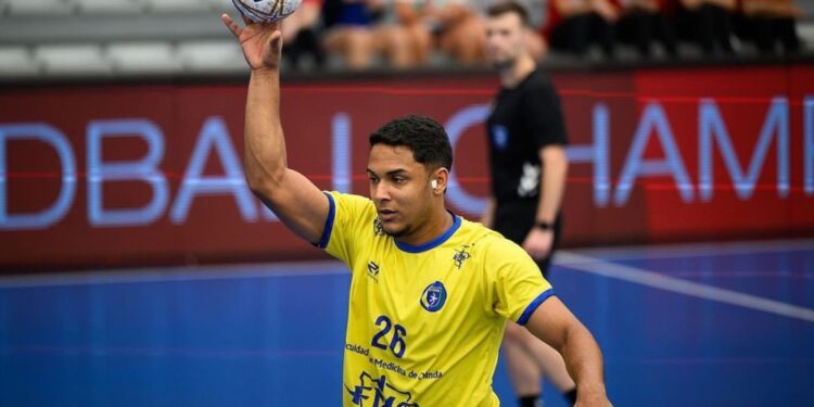 Atleta de Arcos, Lucas Gabriel Vieira da Silva, é convocado para a Seleção Brasileira de Handebol 