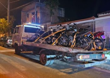 Arcos: Operação Cavalo de Aço apreende 20 veículos e prende duas pessoas