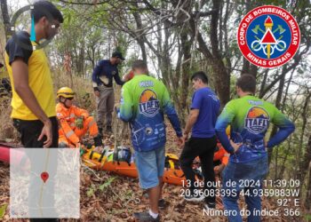 Piloto de parapente sofre acidente em área de mata fechada de Itapecerica