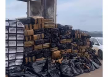 Carreta com mais de 10 toneladas de maconha é apreendida no Sul de Minas