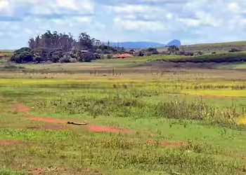 Volume do reservatório de Furnas apresenta queda desde abril e chega a 30%