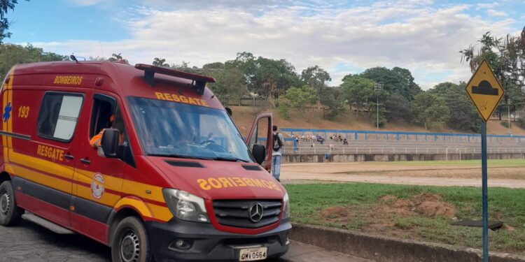 Bombeiros garantem segurança em teste de aptidão física do TG 04-030 em Formiga