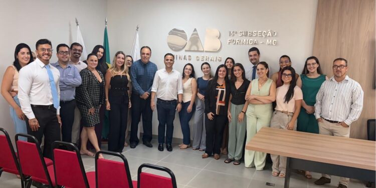 Presidente eleito da OAB/MG escolhe Formiga para fazer sua primeira visita após a eleição