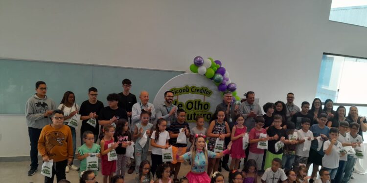 Finalização do projeto “De olho no futuro” transforma a vida de crianças em Formiga