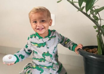 Família organiza galinhada solidária para ajudar criança com problemas de saúde