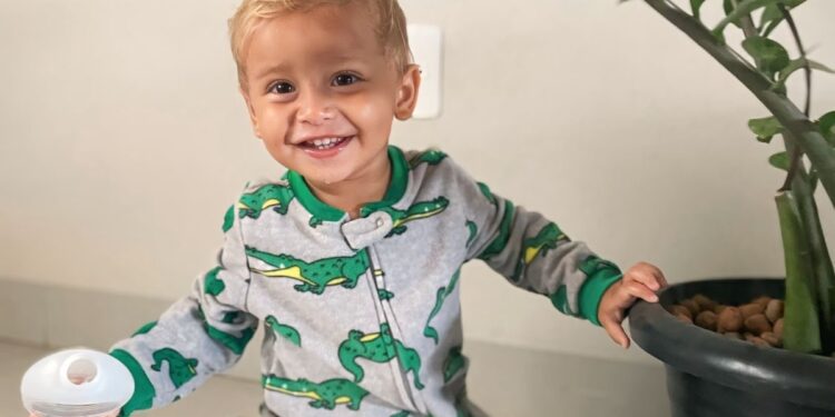 Família organiza galinhada solidária para ajudar criança com problemas de saúde