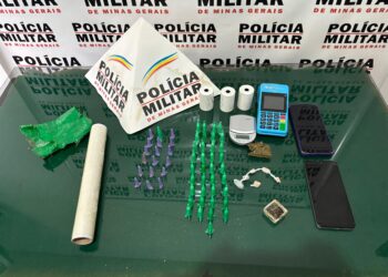 Polícia Militar apreende drogas e material de tráfico em Iguatama