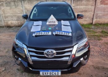 PM de Itapecerica prende foragido e recupera veículo roubado e clonado