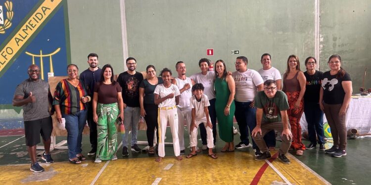 Consciência Negra: Capoeira e educação como instrumentos de inclusão e valorização cultural