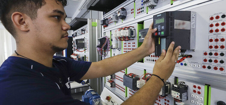Estudantes têm até dois dias para confirmar matrícula nas vagas remanescentes da quinta edição do Trilhas de Futuro