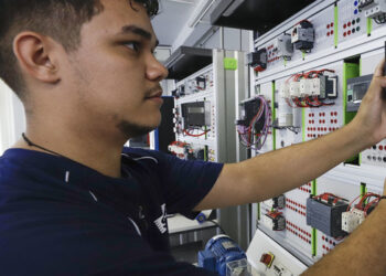 Estudantes têm até dois dias para confirmar matrícula nas vagas remanescentes da quinta edição do Trilhas de Futuro