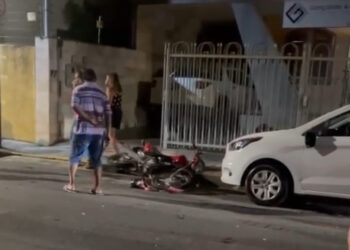 PM divulga informações sobre acidente entre motocicletas e carro estacionado no Centro de Formiga