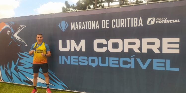 Atleta de Formiga, Bruno César Santos, brilha na Maratona de Curitiba