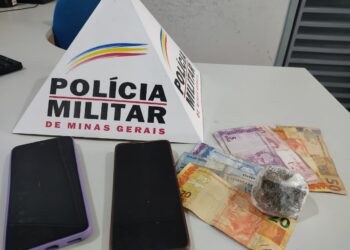 Polícia Militar de Itapecerica prende duas mulheres em operação contra o tráfico de drogas
