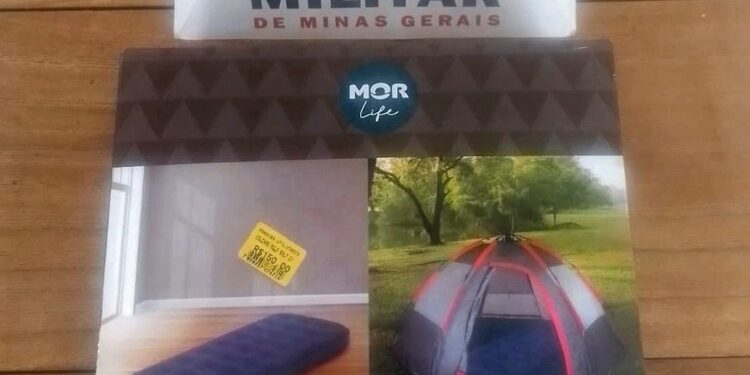 Mulher é presa em flagrante por furto em estabelecimento de Bambuí