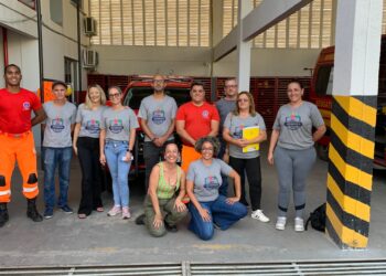 Bombeiros capacitam colaboradores do Patronato São Luiz para agir em caso de emergência