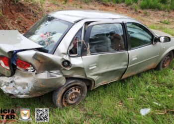 Pedra do Indaiá: Chuva forte provoca acidente na MG-050 e deixa quatro pessoas feridas