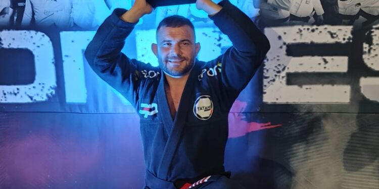 Fundador do Tatame do Bem, Rodrigo Assalin, se sagra bi-campeão de Jiu-Jitsu do Contest