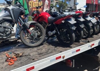Polícia Civil apreende 17 motos durante operação contra ‘rolezinhos do grau’ em Nova Serrana