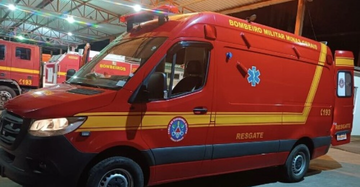 Idosa é encaminhada para a UPA após suspeita de AVC, em Formiga