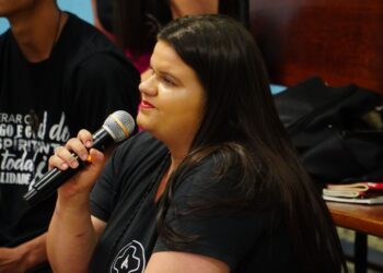 Campanha solidária busca ajuda para jovem formiguense diagnosticada com neuralgia occipital