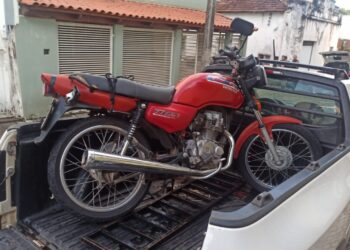 Formiga: Polícia Militar apreende drogas e prende suspeito no bairro Sagrado Coração de Jesus