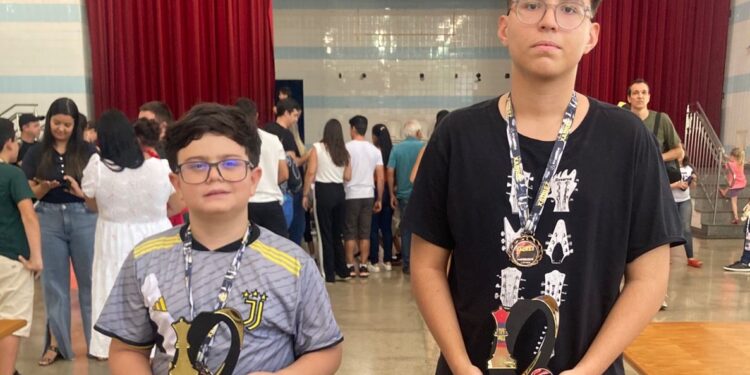 Formiguenses se destacam na “Copa dos Campeões de Xadrez” em Bom Despacho