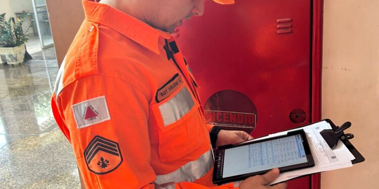 Operação Alerta Vermelho: Bombeiros intensificam fiscalização em Formiga e Arcos para garantir a segurança nas festas de fim de ano