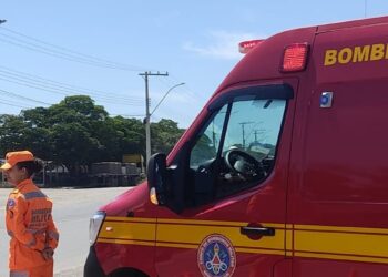 Corpo de Bombeiros realiza operação preventiva na BR-354 em Arcos