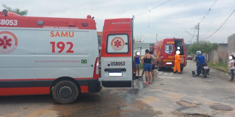 Acidente entre motos deixa duas pessoas feridas em Formiga