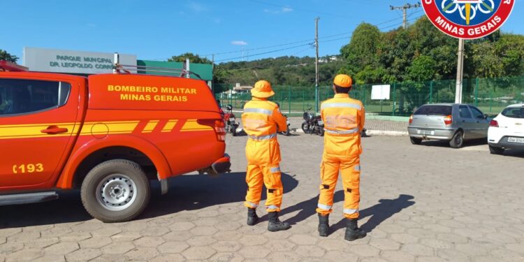 Operação preventiva dos Bombeiros reforça segurança na Praia Popular em Formiga