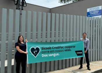 Sicoob Credifor promove ação solidária do Dia C com palestra de conscientização e doação de sangue