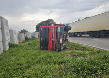Acidente na MG-050 mobiliza Corpo de Bombeiros em Formiga