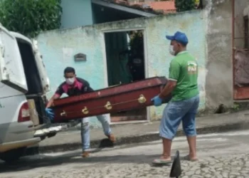 Família se recusa a enterrar mulher em Minas por crer que ela era ‘noiva de Jesus’