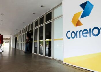 Correios pagam R$ 200 milhões em ‘vale-peru’ a funcionários