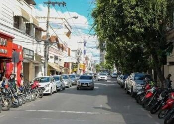 Confira o horário especial do comércio durante as festividades de Natal em Formiga