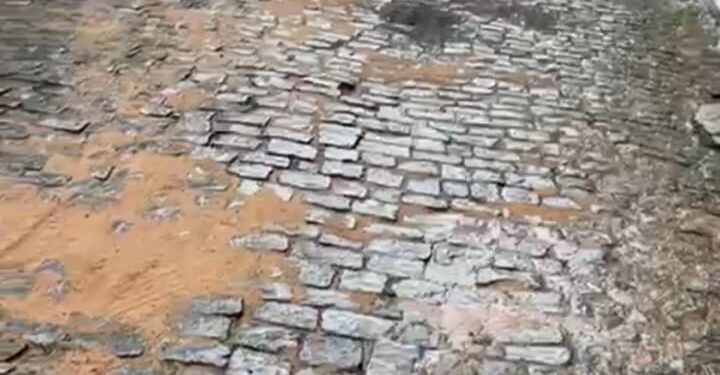 Formiga: SAAE conclui reparos na Rua Pains antes do previsto e libera o trânsito