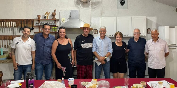 Futuro prefeito Coronel Laércio comemora aniversário ao lado da imprensa