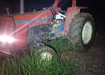 Polícia Militar frustra furto de trator e prende suspeitos armados em Medeiros/MG