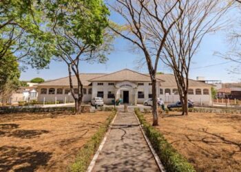 Hospital de Pains tem partos suspensos por risco sanitário