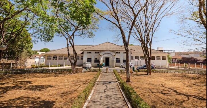 Hospital de Pains tem partos suspensos por risco sanitário