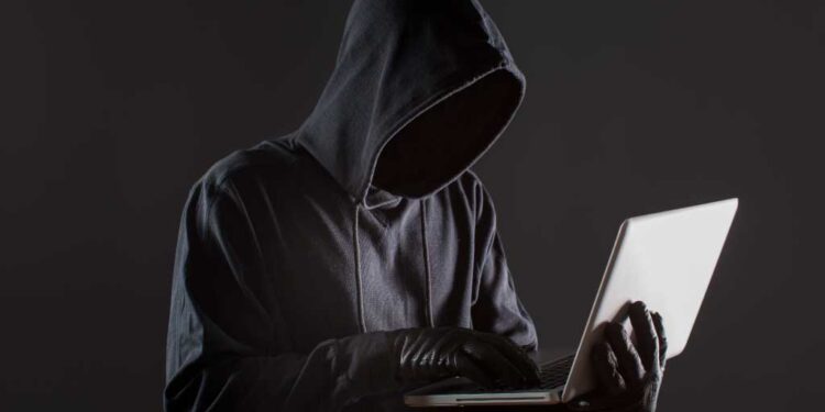 Prefeitura de Pimenta alerta para golpe de cursos e estágios falsos