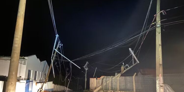 Carmo da Mata decreta situação de emergência após tempestade que comprometeu serviços essenciais e deixou famílias desalojadas