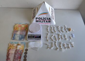 Polícia Militar prende suspeitos de tráfico de drogas e apreende menor na Lajinha