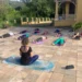 Formiga oferece aulas gratuitas de yoga para a população