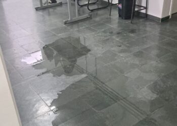 Goteiras colocam em xeque qualidade da obra de reforma do PSF do Alvorada, recém-inaugurada