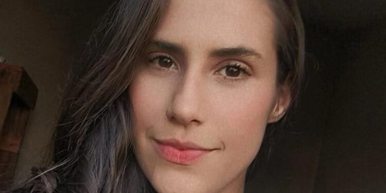 Jovem é encontrada morta em córrego, em MG; suspeita é que ela tenha sido arrastada pela correnteza