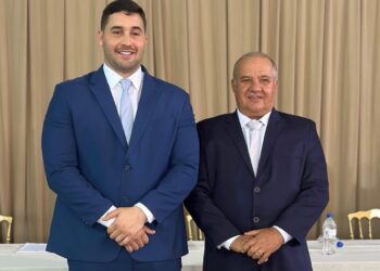 Itamar da Tamafe e Pedro Vilela tomam posse como Prefeito e Vice-prefeito de Pains