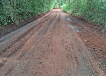 Iniciadas as obras de manutenção na estrada rural de Falhas